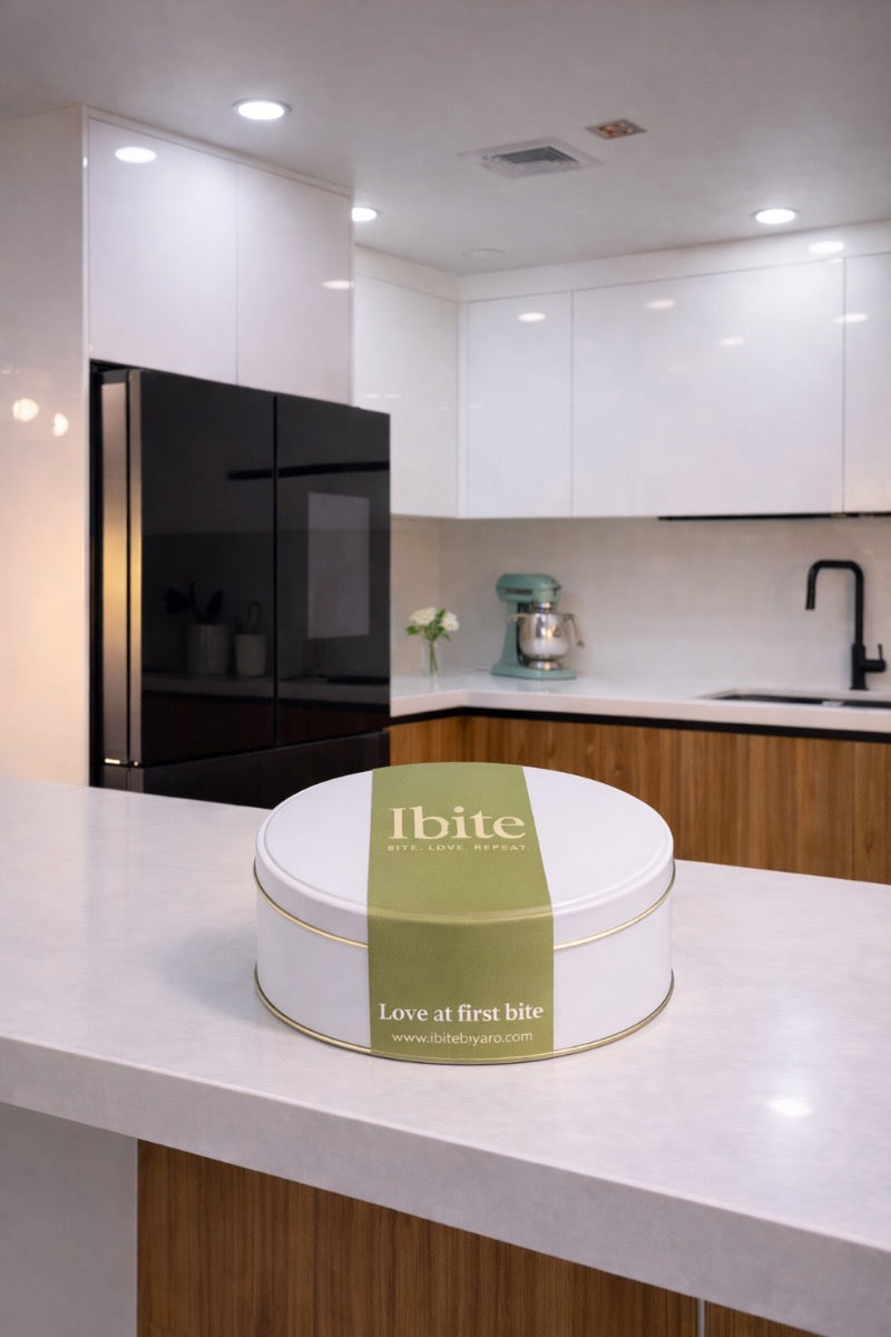 Ibite Cookies & Cream Stuffed Cookie (XL)